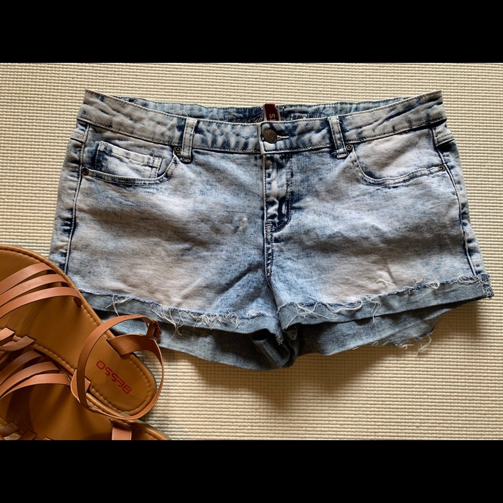 Short Jean